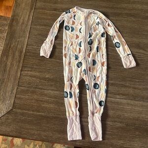 Little Sleepies Luna Neutral zippie